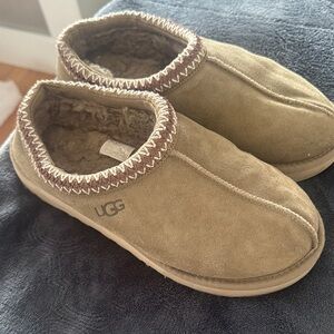 UGG Tasman Women’s Brown Slippers